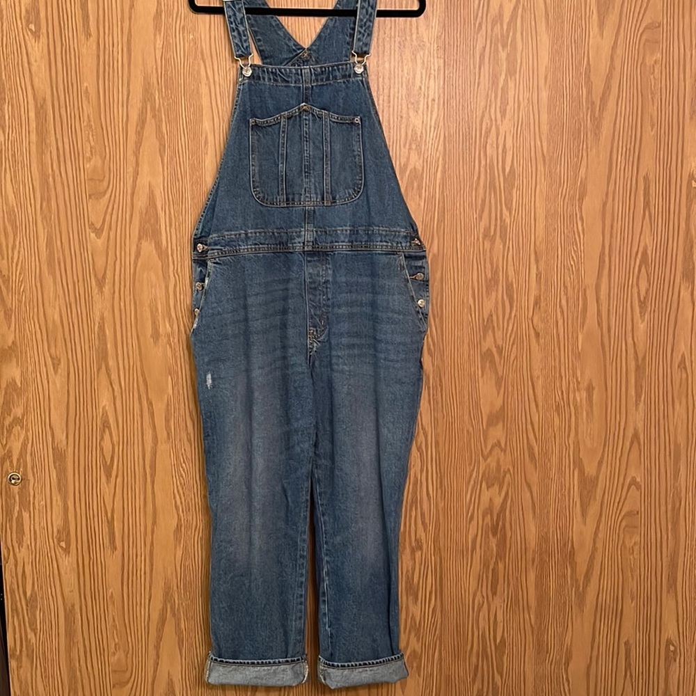 Size 18 old navy overalls